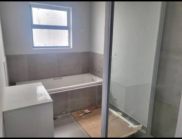 3 BEDROOM HOUSE FOR SALE IN LAAIPLEK